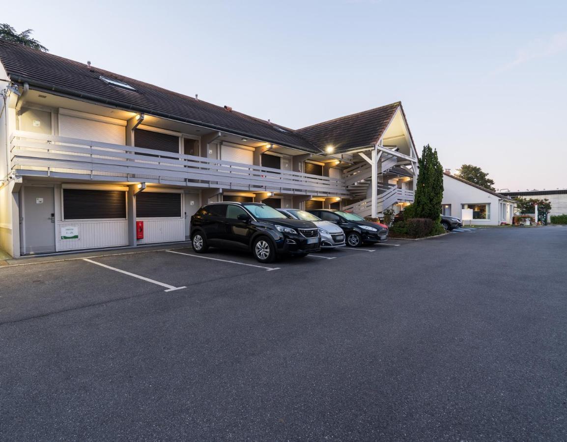 Campanile Montesson - Le Vesinet Hotel Екстериор снимка