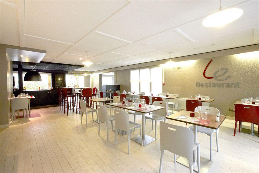 Campanile Montesson - Le Vesinet Hotel Екстериор снимка